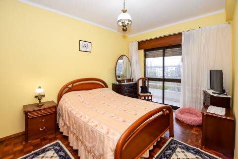 Apartamento T3 com Garagem - Entroncamento