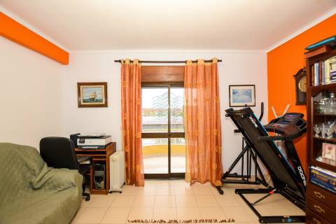 Apartamento T3 com Garagem - Entroncamento