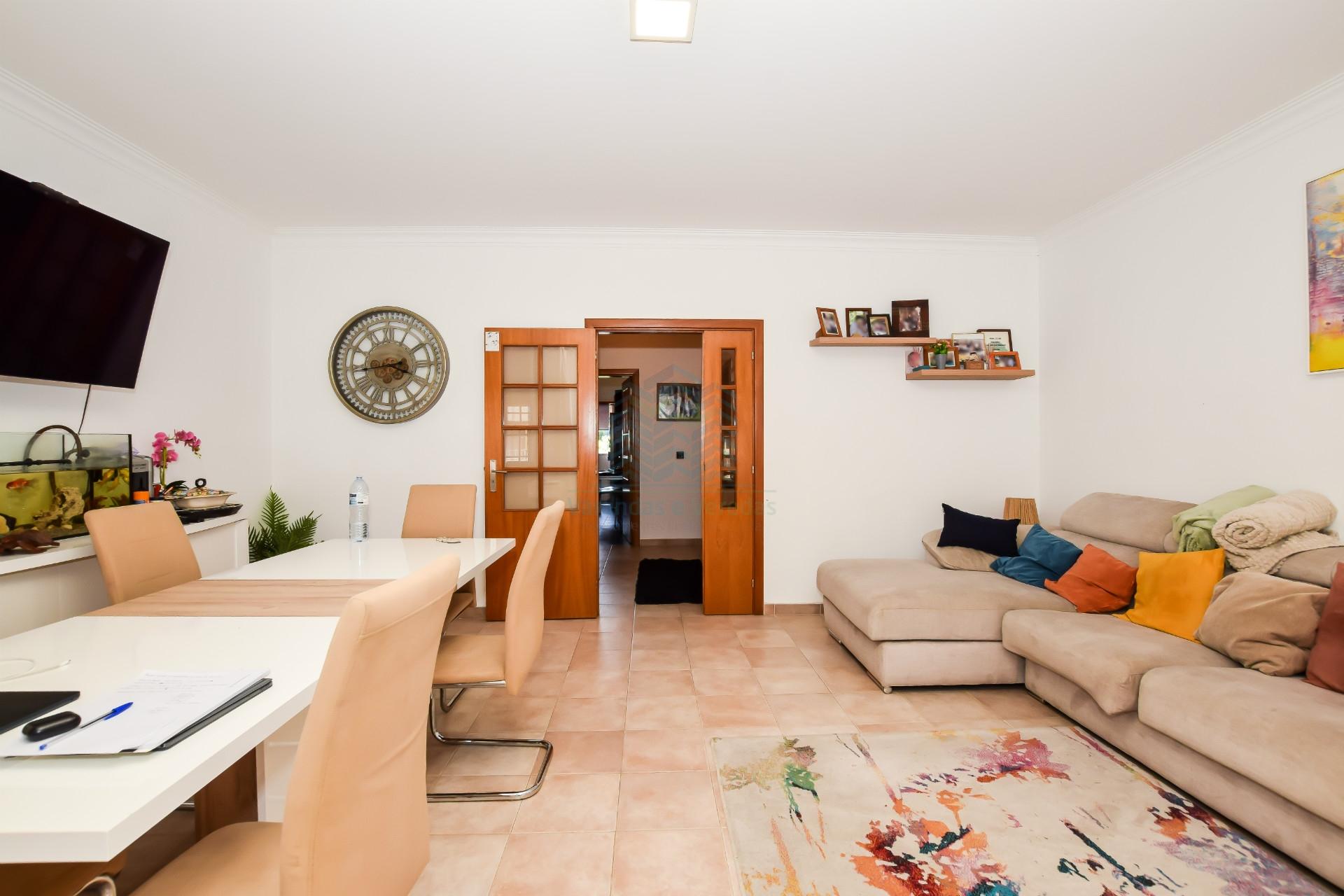 Apartamento T3 com Garagem e Arrecadação - Torres Novas