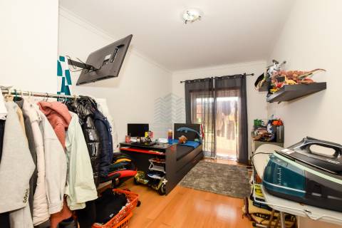 Apartamento T3 com Garagem e Arrecadação - Torres Novas