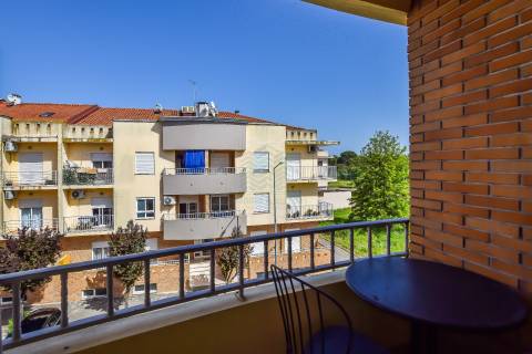 Apartamento T3 com Garagem e Arrecadação - Torres Novas