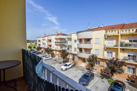 Apartamento T3 com Garagem e Arrecadação - Torres Novas