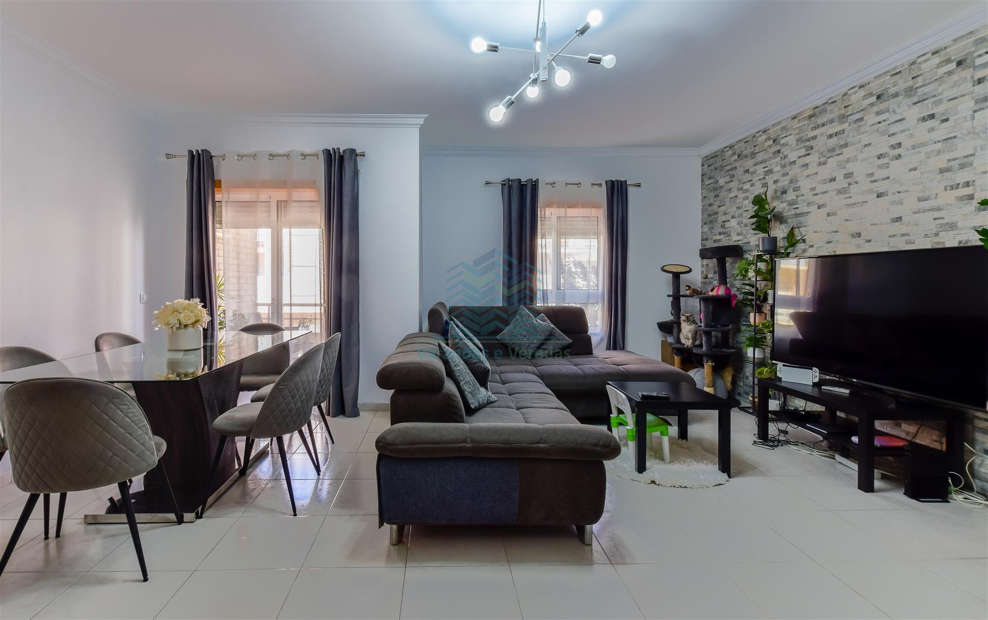 Apartamento T3 com Garagem e Arrecadação em Torres Novas