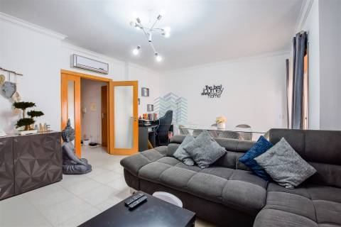 Apartamento T3 com Garagem e Arrecadação em Torres Novas