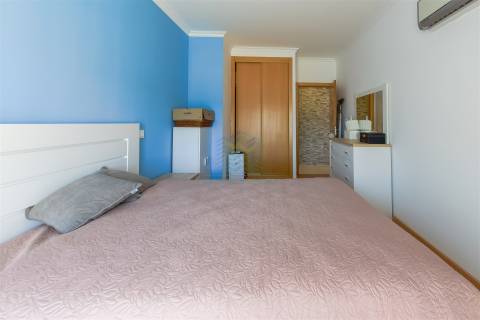 Apartamento T3 com Garagem e Arrecadação em Torres Novas