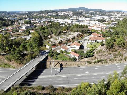 Moradia T4 Venda em Celeirós, Aveleda e Vimieiro,Braga