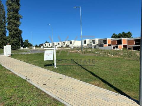 Lote de Terreno  Venda em Palmeira,Braga