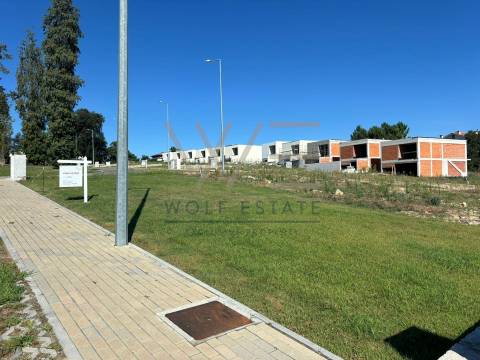 Lote de Terreno  Venda em Palmeira,Braga