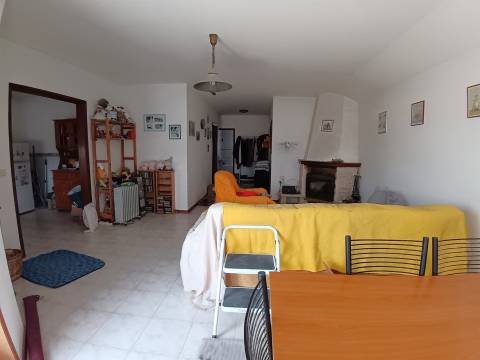 Moradia T4 Isolada com Vista Ria na Gafanha da Boavista. Quintal, jardim e garagem.