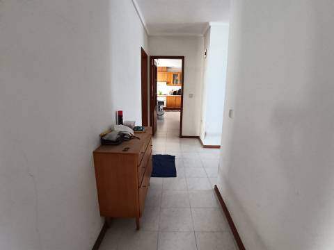 Moradia T4 Isolada com Vista Ria na Gafanha da Boavista. Quintal, jardim e garagem.