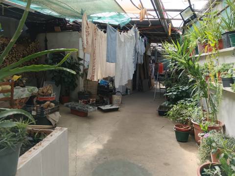 Moradia T3 Térrea, c/ pátio coberto,quintal magnífico na Fogueira,Sangalhos.