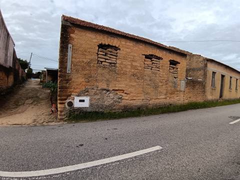Moradia Devoluta T1 Venda em Oliveira do Bairro,Oliveira do Bairro