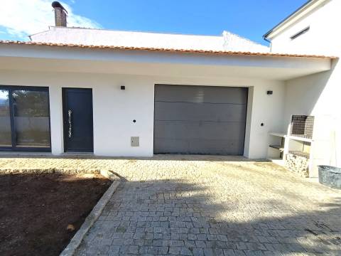 Moradia T3 Venda em Águeda e Borralha,Águeda