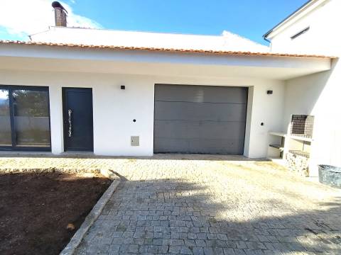 Moradia T3 Venda em Águeda e Borralha,Águeda
