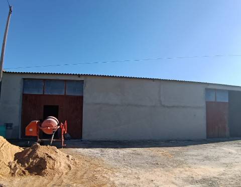 Armazém na zona Industrial de Sosa, Vagos. Excelentes acessos.