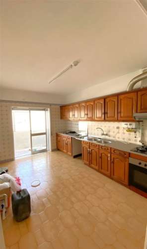 Apartamento T3 no Centro de Vagos.