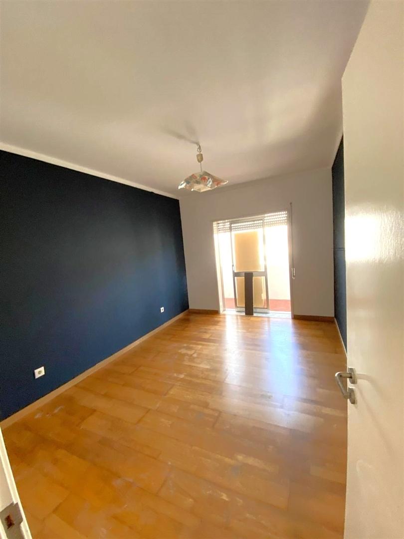 Apartamento T3 no Centro de Vagos.
