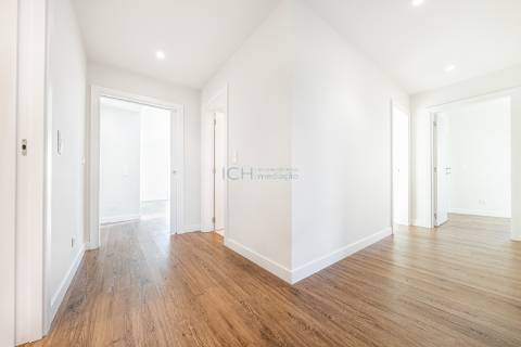 Penthouse 4 quartos de luxo com terraço e piscina privativa