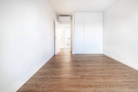 Penthouse 4 quartos de luxo com terraço e piscina privativa