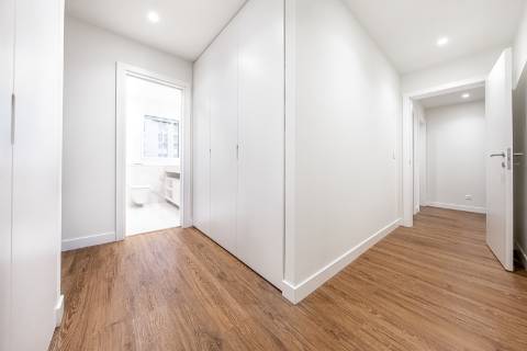 Penthouse 4 quartos de luxo com terraço e piscina privativa