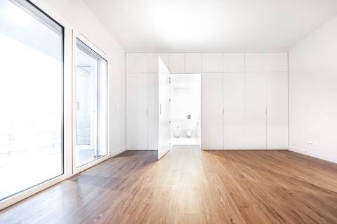 Penthouse 4 quartos de luxo com terraço e piscina privativa