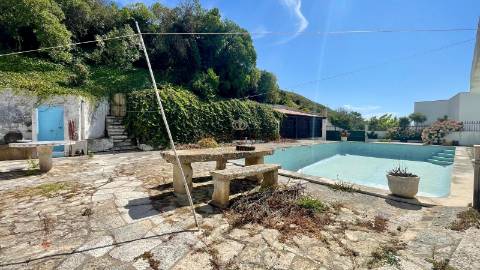 Penthouse triplex com 7 quartos e piscina na Praia de Porto Novo, Torres Vedras