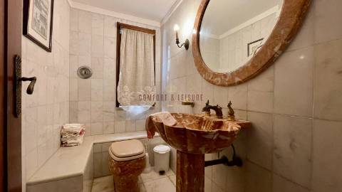 Penthouse triplex com 7 quartos e piscina na Praia de Porto Novo, Torres Vedras