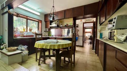 Penthouse triplex com 7 quartos e piscina na Praia de Porto Novo, Torres Vedras