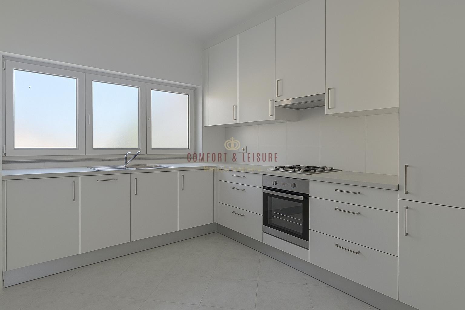 Apartamento T3 Remodelado com Elevador no Barreiro