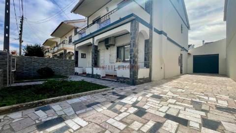 Moradia com 3 quartos, 2 wc e garagem em Alenquer