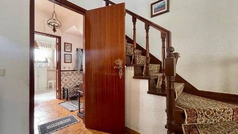 Moradia com 3 quartos, 2 wc e garagem em Alenquer