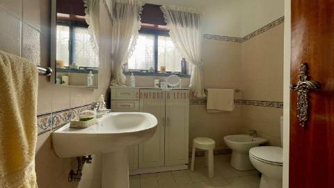 Moradia com 3 quartos, 2 wc e garagem em Alenquer