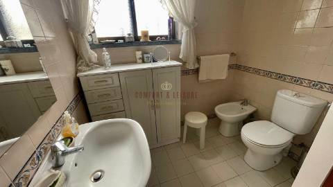 Moradia com 3 quartos, 2 wc e garagem em Alenquer