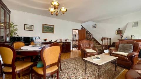 Moradia com 3 quartos, 2 wc e garagem em Alenquer