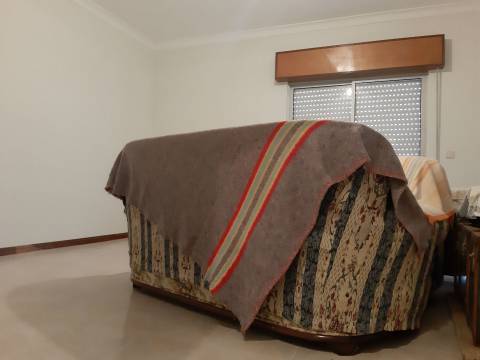 Moradia Isolada T3 Venda em Paradela,Chaves