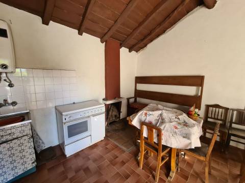 Moradia Rústica T3 Venda em Ervededo,Chaves