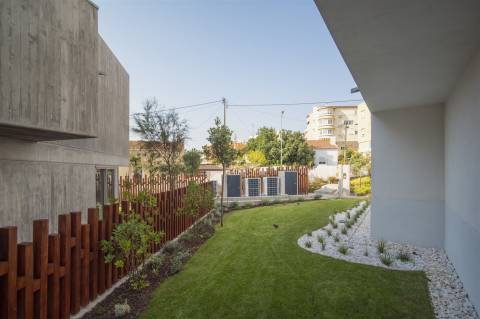 Moradia Geminada T3+1 Venda em Cascais e Estoril,Cascais