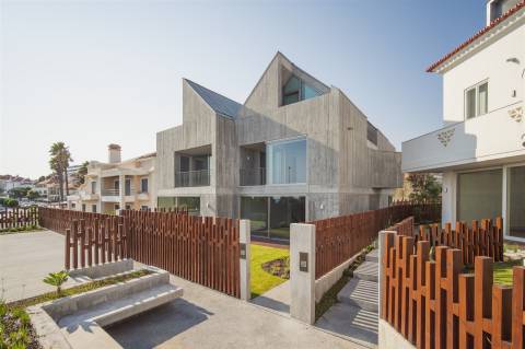 Moradia Geminada T4+1 Venda em Cascais e Estoril,Cascais