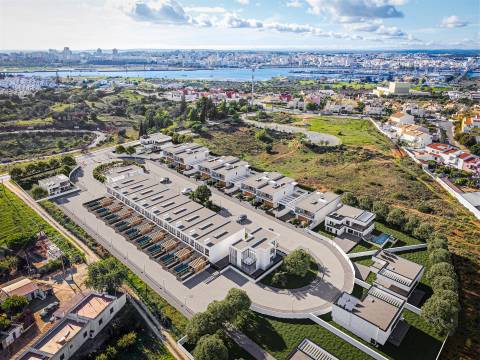 Moradia Isolada T5 Venda em Estômbar e Parchal,Lagoa (Algarve)