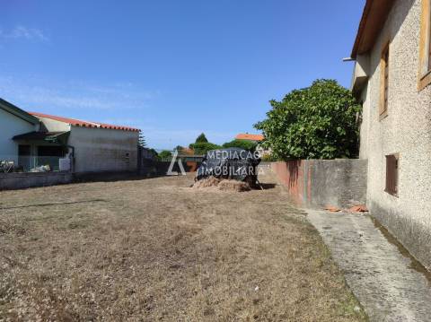 Terreno com 1181 m2 na Gafanha da Nazaré