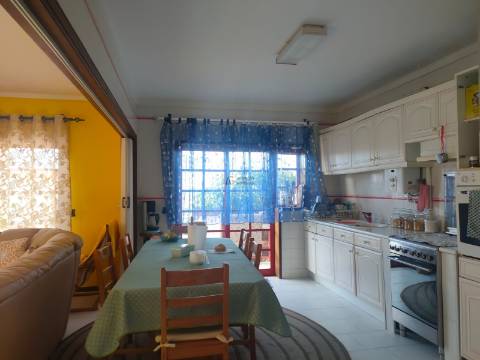 Apartamento T2 à venda na  Praia da Costa Nova