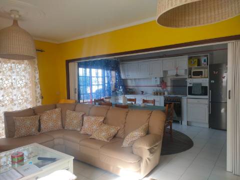 Apartamento T2 à venda na  Praia da Costa Nova