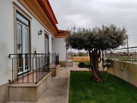 Moradia T4+2 com vista ria na Gafanha da Encarnação