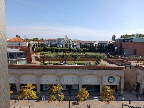 Andar com 540 m2  e  Potencial  Retorno Imediato situado na Av.Lourenço Peixinho !