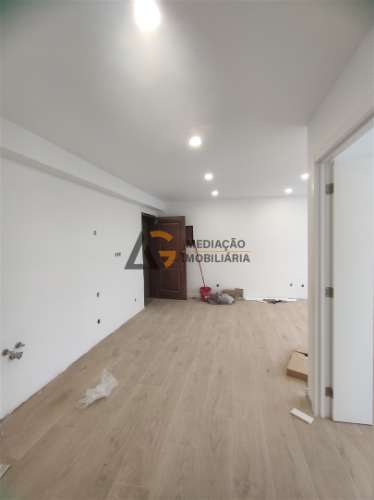 Apartamento T0+1 com Excelente Luz Natural e Localização Privilegiada  – Gafanha da Nazaré