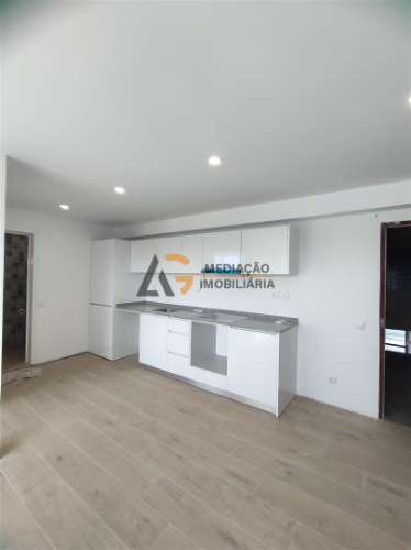 Apartamento T0+1 com Excelente Luz Natural e Localização Privilegiada  – Gafanha da Nazaré