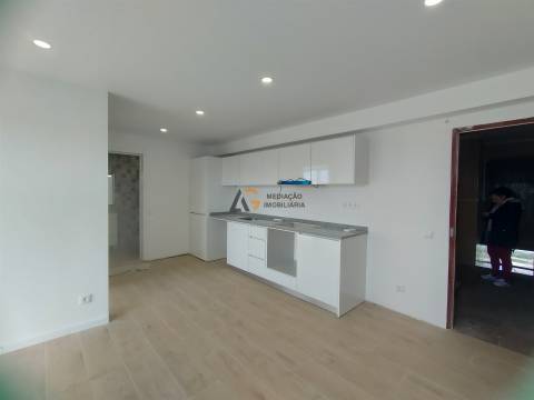 Apartamento T0+1 com Excelente Luz Natural e Localização Privilegiada  – Gafanha da Nazaré