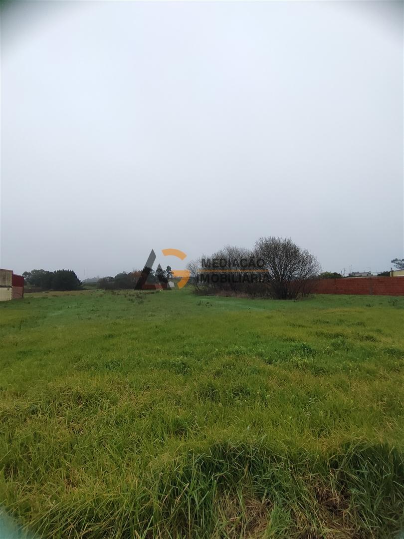Terreno proximo à A25 à venda na Gafanha da Nazaré