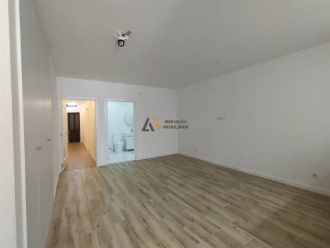 Apartamento T1+1 Moderno na Av. José Estêvão – Gafanha da Nazaré