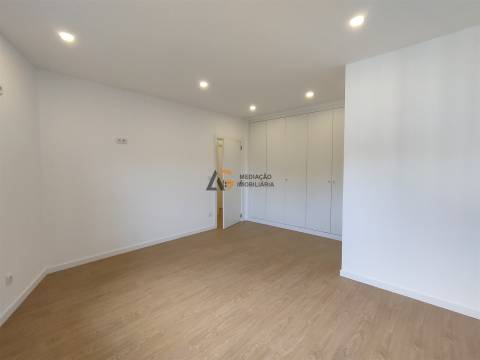 Apartamento T1+1 Moderno na Av. José Estêvão – Gafanha da Nazaré